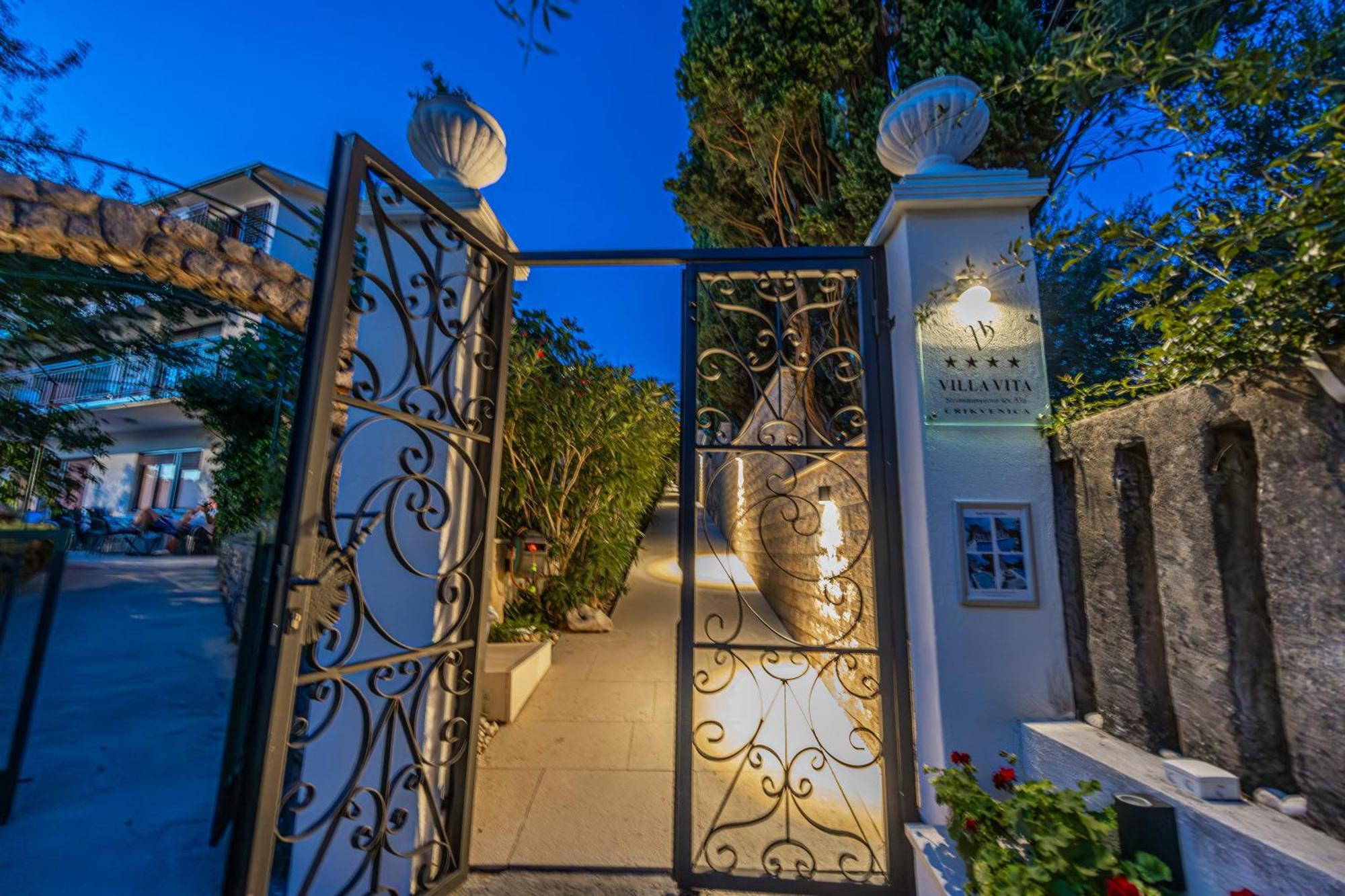 Villa Vita Apartments Crikvenica Esterno foto